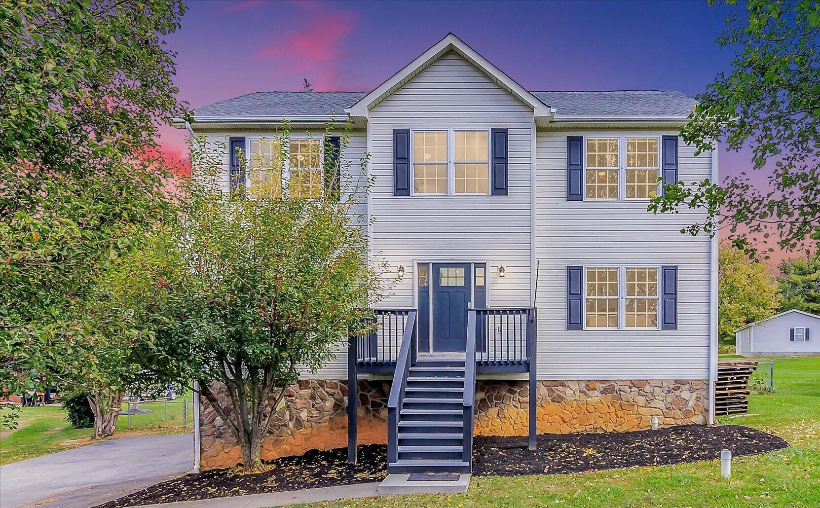 2386 Feather Road Vinton, VA 24179 - Photo 1 of 45 01-2386 Feather Rd_01 - Copy