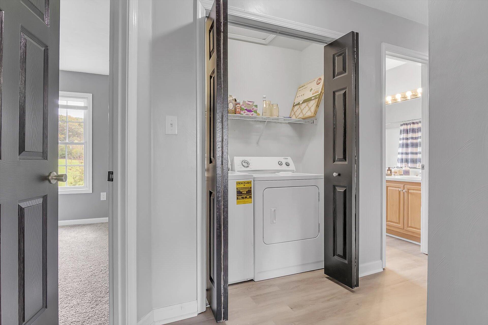 2386 Feather Road Vinton, VA 24179 - Photo 27 of 45 Laundry Area