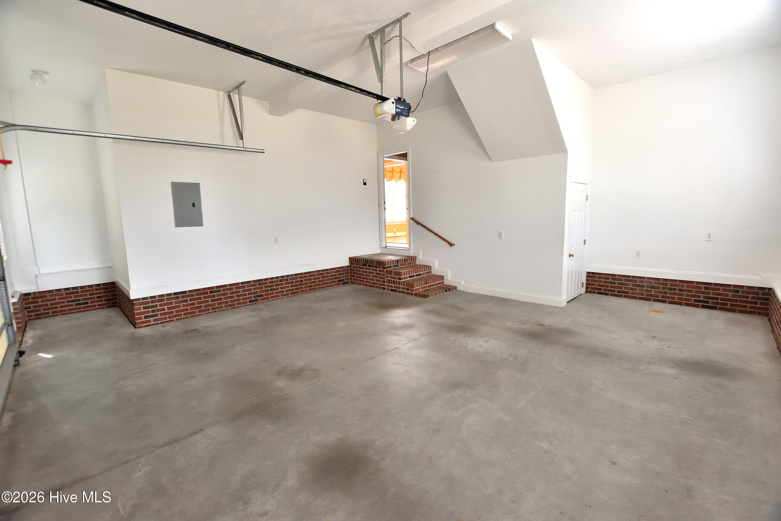 1484 Sarah Ruppert Road Nashville, NC 27856 - Photo 38 of 47 Garage