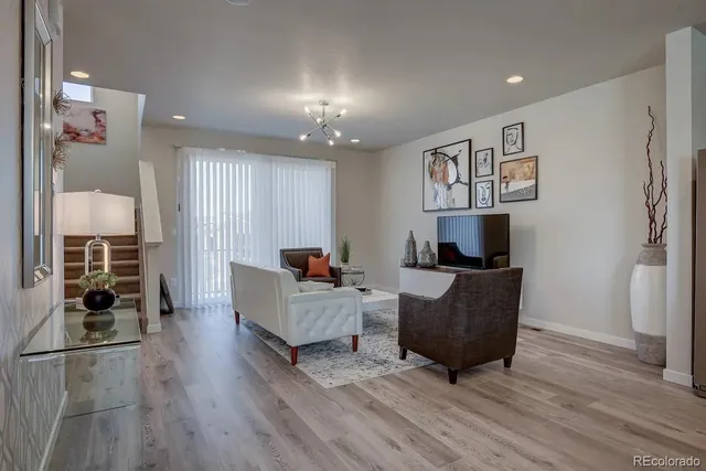 $2,295 | 6039 Abbey Hill Lane, Colorado Springs, CO 80923