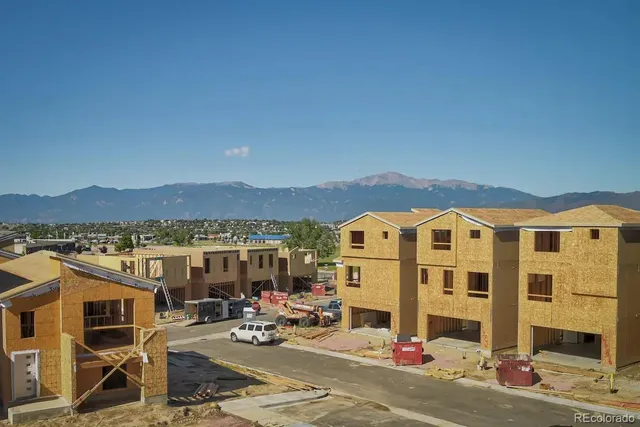 $2,295 | 6039 Abbey Hill Lane, Colorado Springs, CO 80923