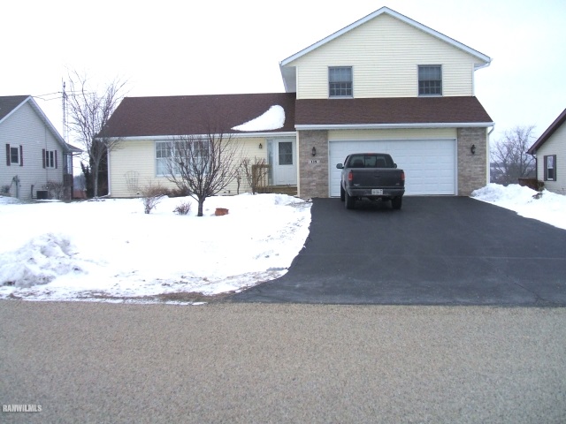 139 Lake Summerset Road Davis, IL 61019 - Photo 1 of 1 a house view with a outdoor space