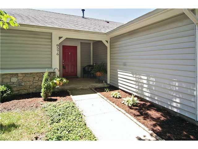 8576 Castle Farms Road Indianapolis, IN 46256 - Photo 2 of 15 Gallery Image 2