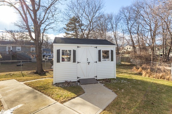 126 Hanscom Avenue Reading, MA 01867 - Photo 27 of 29