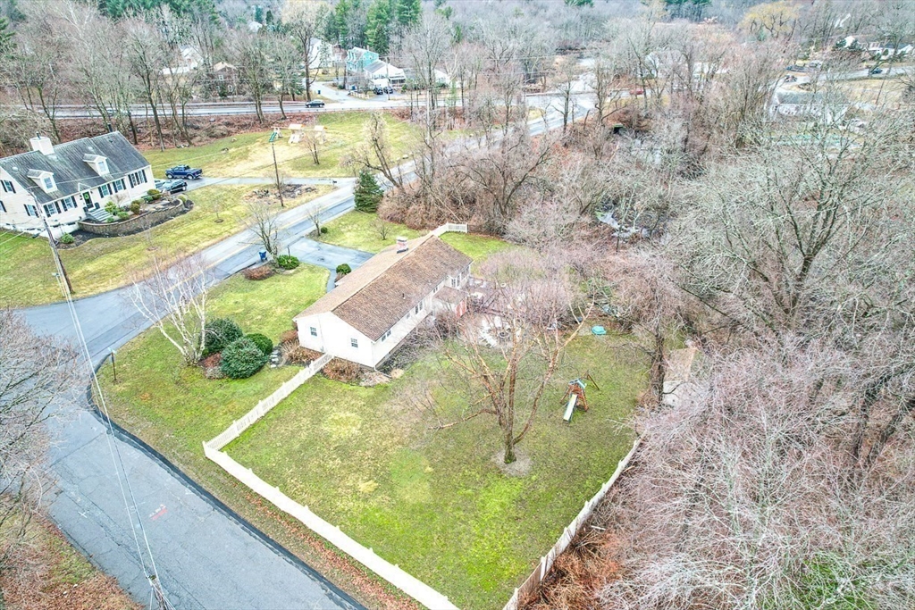 12 Hood Road Tewksbury, MA 01876 - Photo 2 of 38 Gallery Image 2