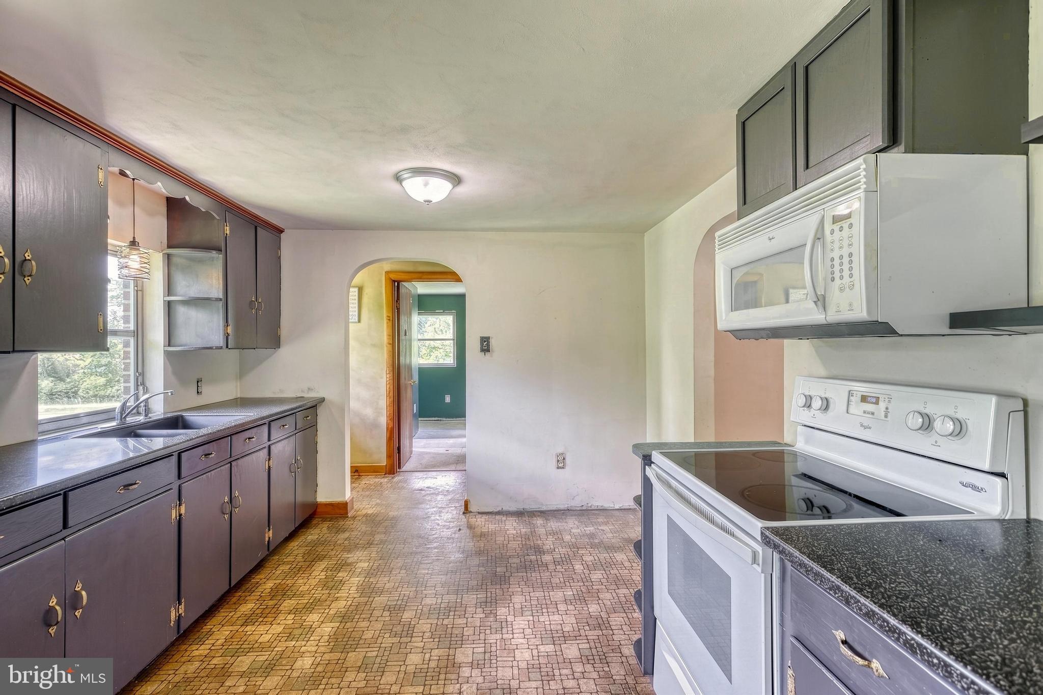 9 Pine Grove Road Hanover, PA 17331 - Photo 15 of 42