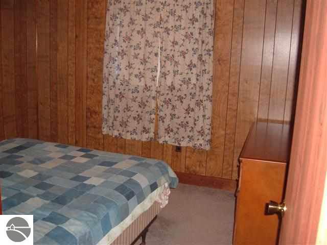 471 4th Street Lupton, MI 48635 - Photo 8 of 10 1751307-7.JPG