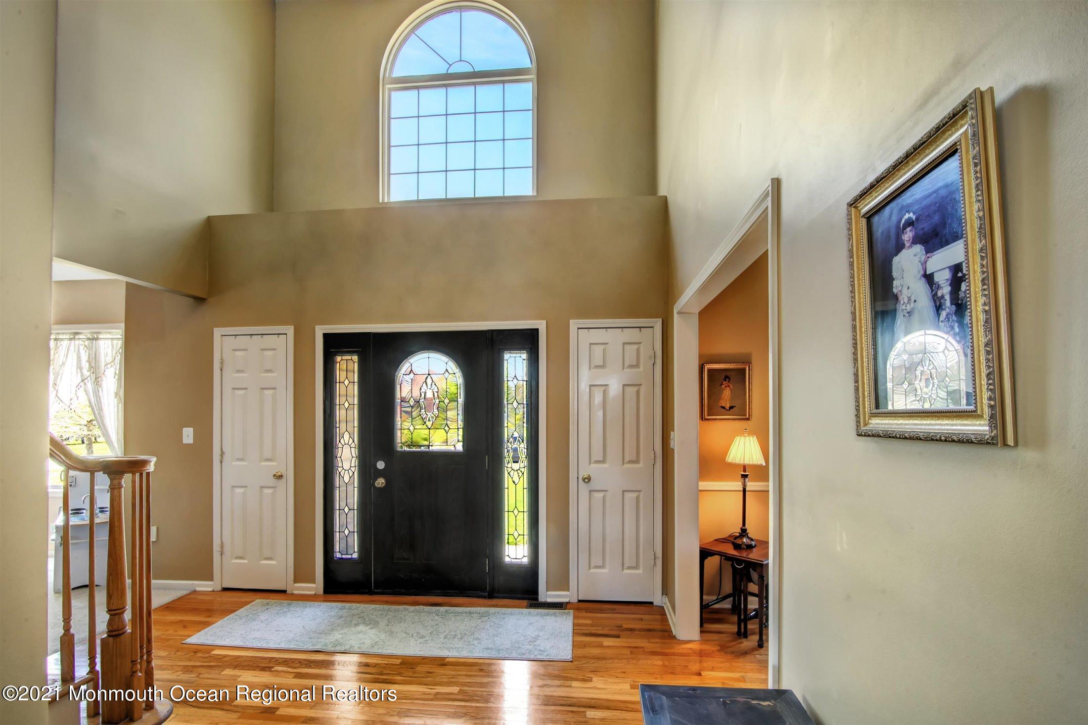 19 Leiden Road Freehold, NJ 07728 - Photo 7 of 25 Foyer