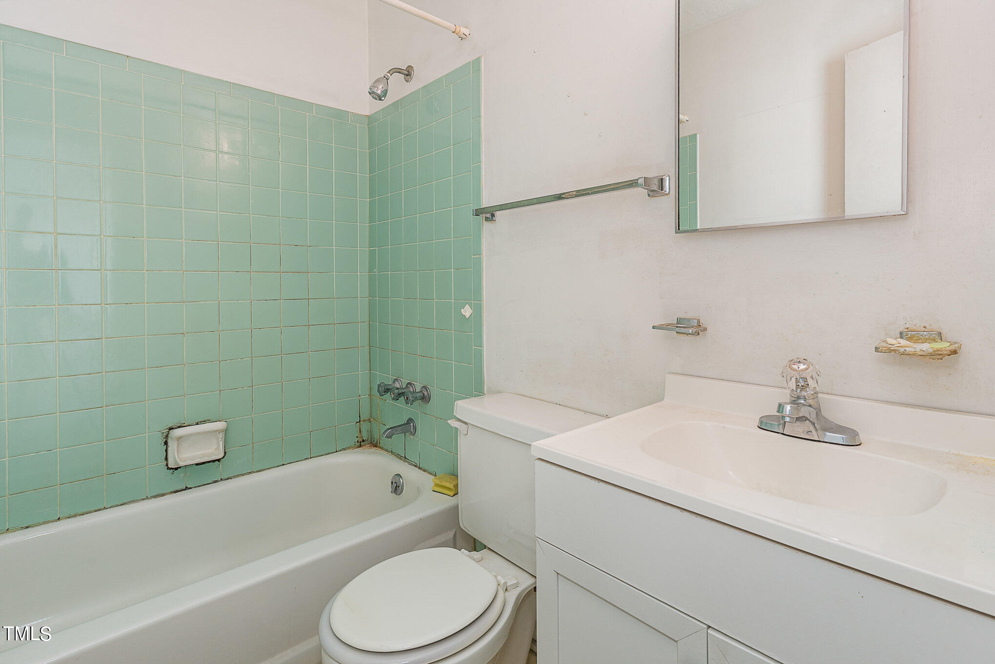2805 Frinks Street Raleigh, NC 27610 - Photo 8 of 15 008_photo_apr_06_2024_12_25_21_pm-edit