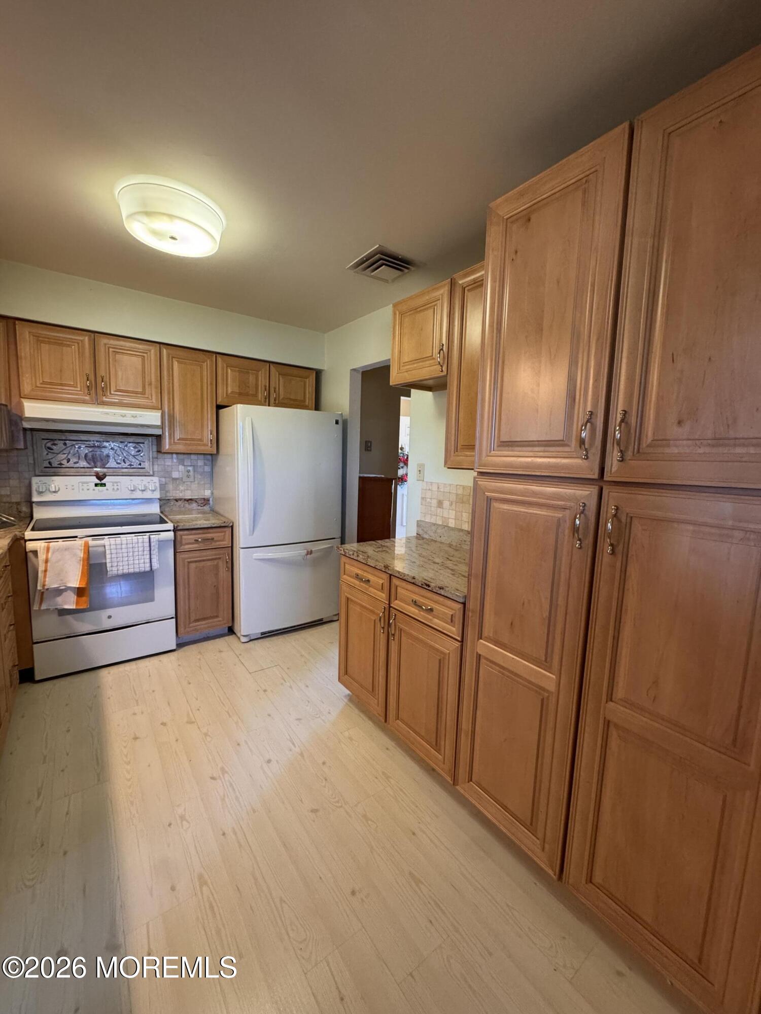 29 Robinson Road Brick, NJ 08724 - Photo 5 of 18 IMG_8783