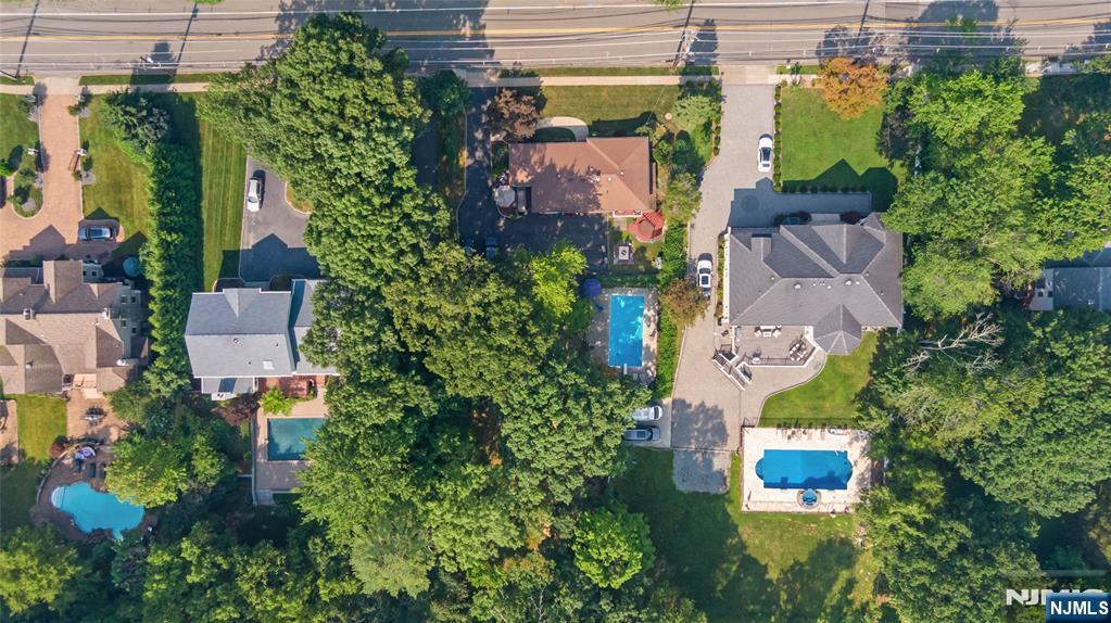 1468 Alps Road Wayne, NJ 07470 - Photo 34 of 36 an aerial view of a house with swimming pool and garden space