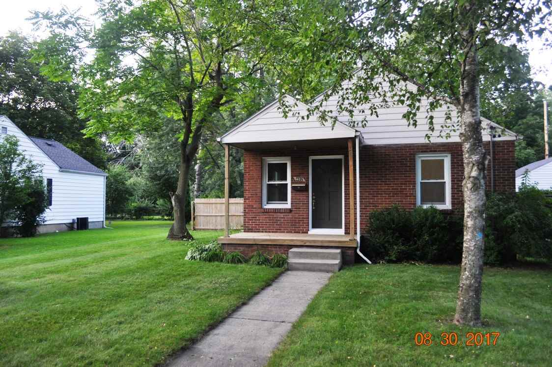 402 West Sugnet Road Midland, MI 48640 - Photo 2 of 24 1840281-1.JPG