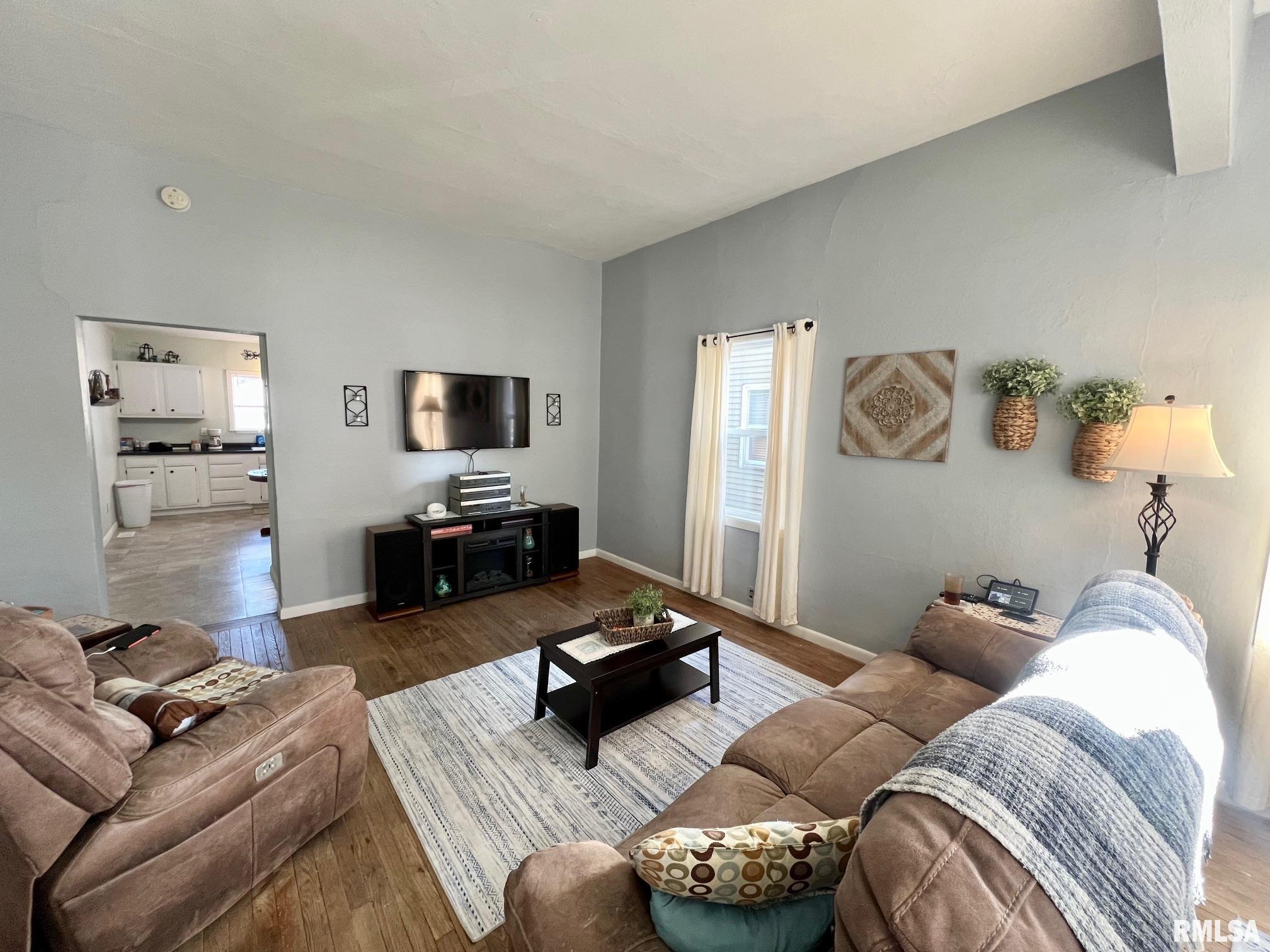 830 North 8th Street Springfield, IL 62702 - Photo 4 of 25