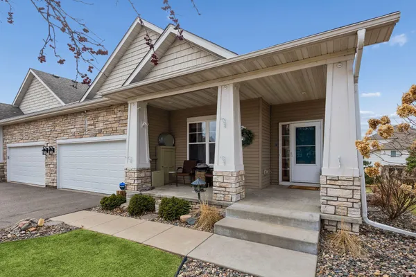 $475,000 | 17185 Eagleview Drive, Unit 209, Farmington, MN 55024