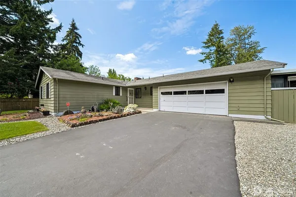 $3,500 | 32305 10th Place South, Federal Way, WA 98003
