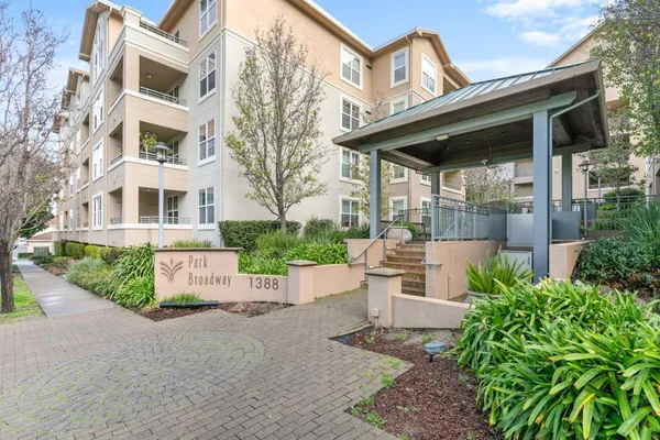 $970,000 | 1388 Broadway, Unit 285, Millbrae, CA 94030