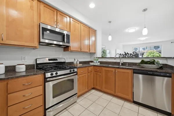 $970,000 | 1388 Broadway, Unit 285, Millbrae, CA 94030