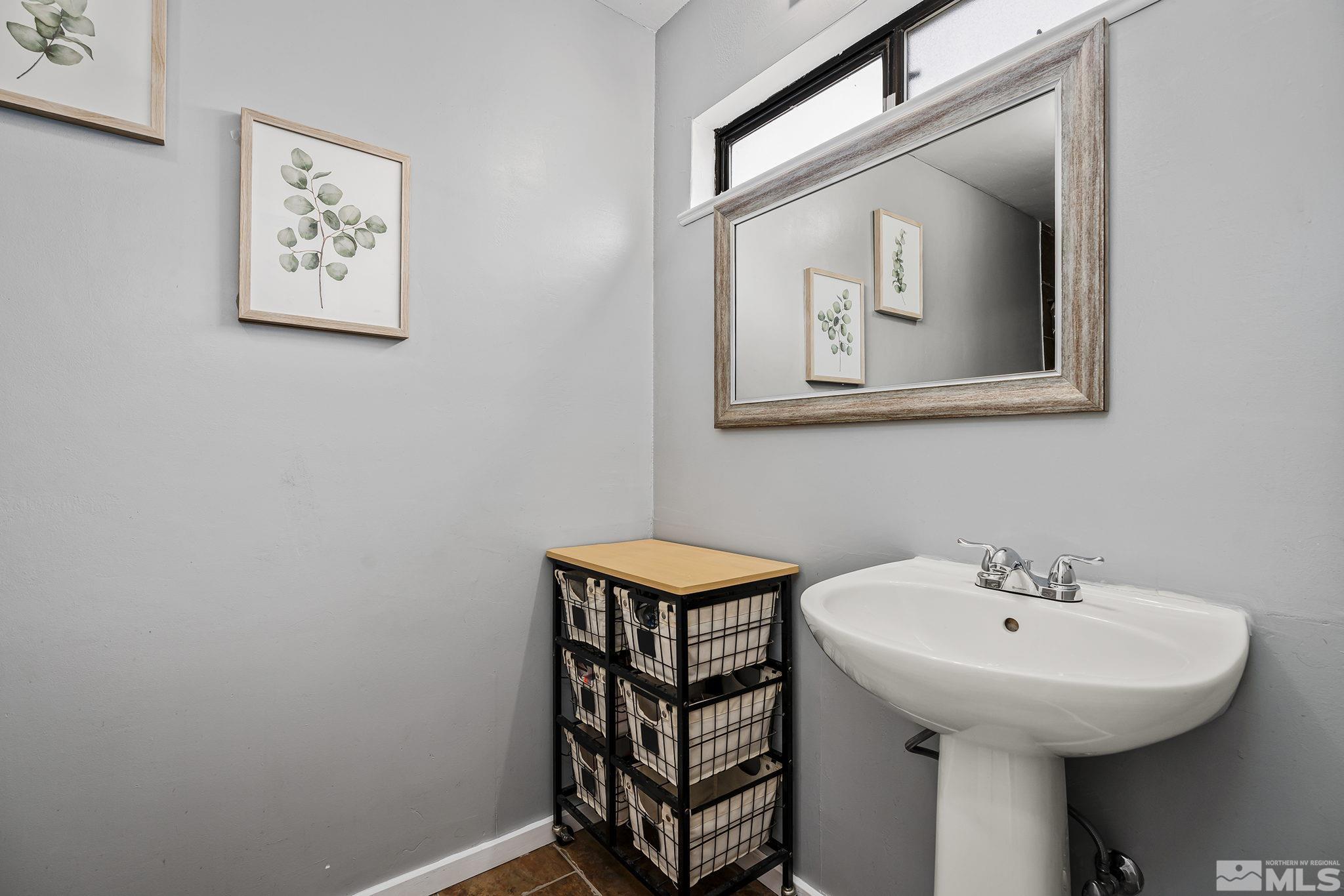 195 Oregon Boulevard Reno, NV 89506 - Photo 8 of 16 Photo 8