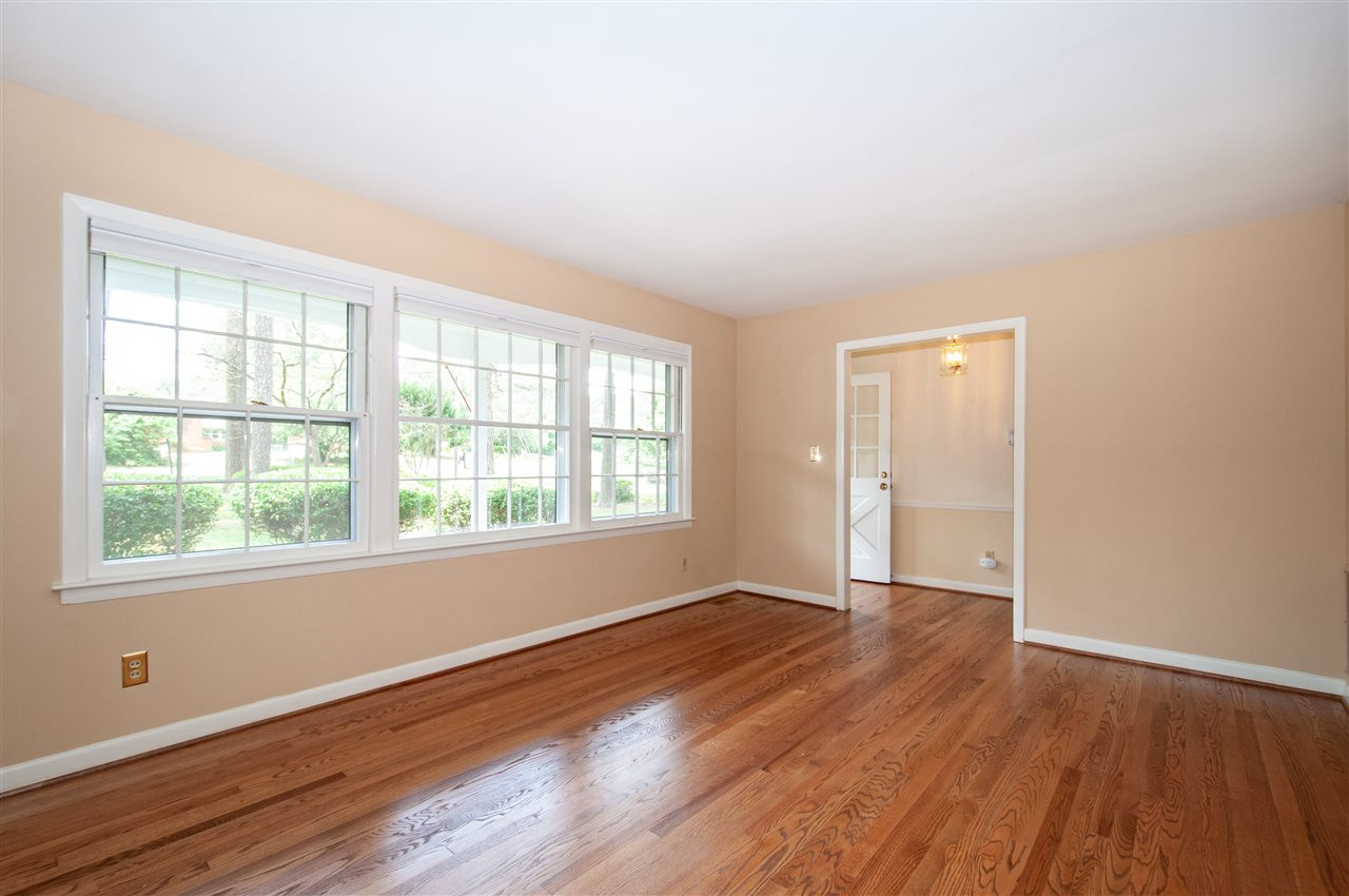3620 Cove Drive Raleigh, NC 27604 - Photo 3 of 30 Living Room