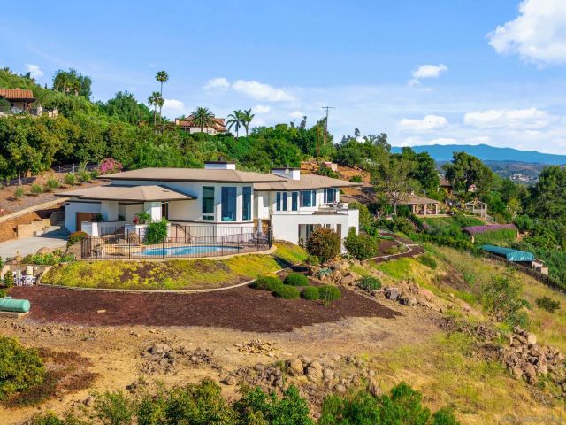 $2,450,000 | 15486 Markar Road, Poway, CA 92064