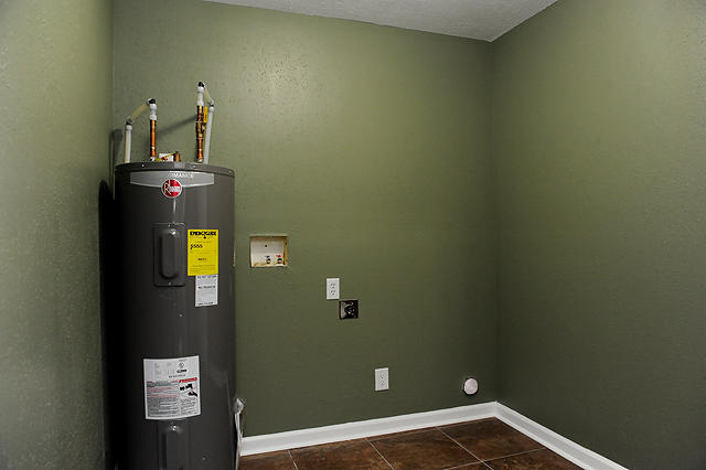 5010 Jarrett Road Chattanooga, TN 37416 - Photo 20 of 30 Laundry Room