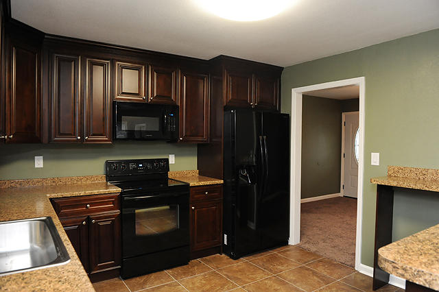 5010 Jarrett Road Chattanooga, TN 37416 - Photo 5 of 30 Kitchen