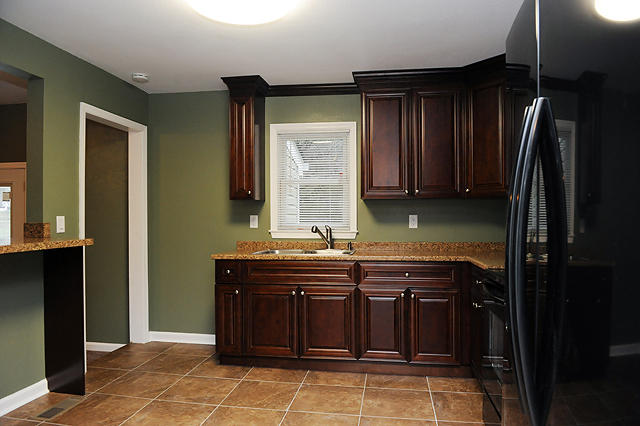 5010 Jarrett Road Chattanooga, TN 37416 - Photo 6 of 30 Kitchen