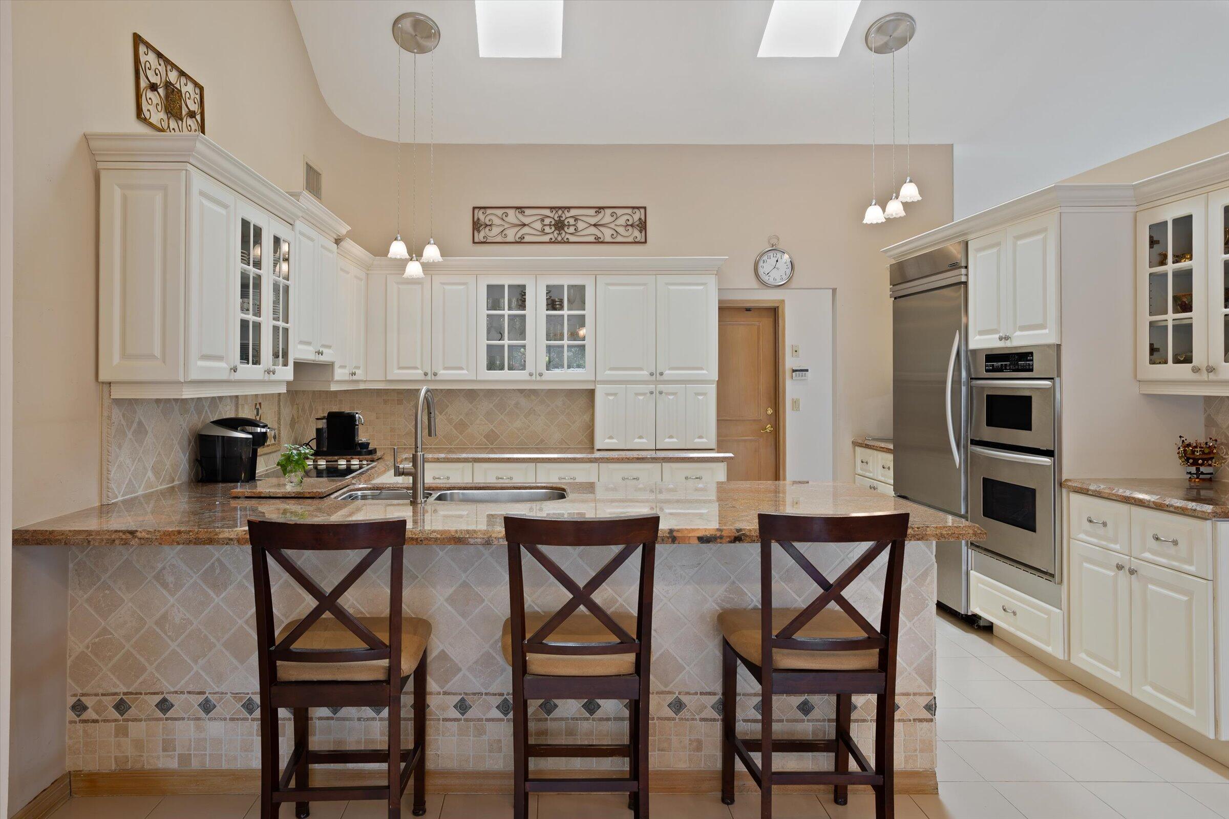 23357 Lago Mar Circle Boca Raton, FL 33433 - Photo 20 of 44 Kitchen area