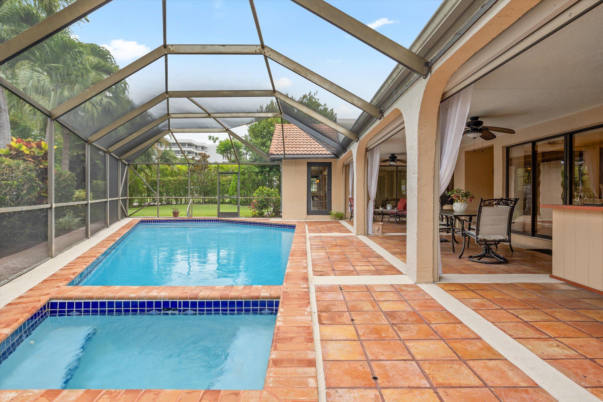 23357 Lago Mar Circle Boca Raton, FL 33433 - Photo 4 of 44 Pool area