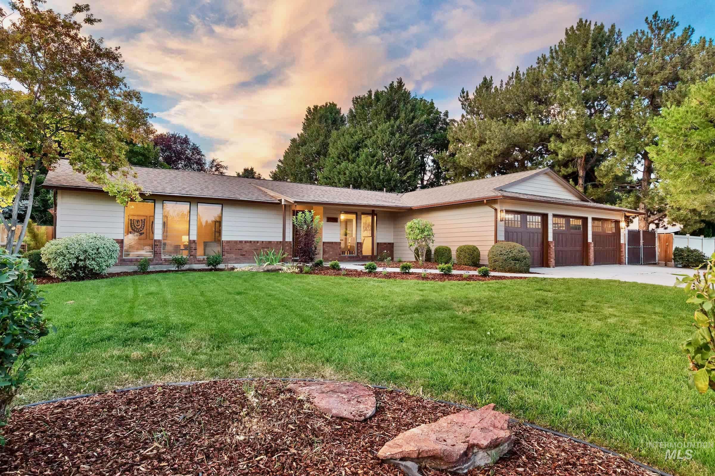 11190 Hummingbird Drive Boise, ID 83709 - Photo 2 of 38