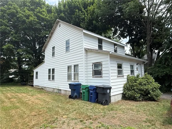 $300,000 | 131 Park Avenue, Warwick, RI 02889