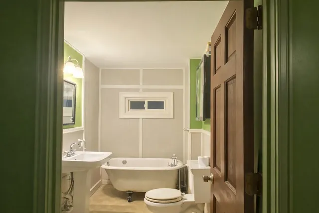 $479,900 | 240 South Street, Douglas, MA 01516