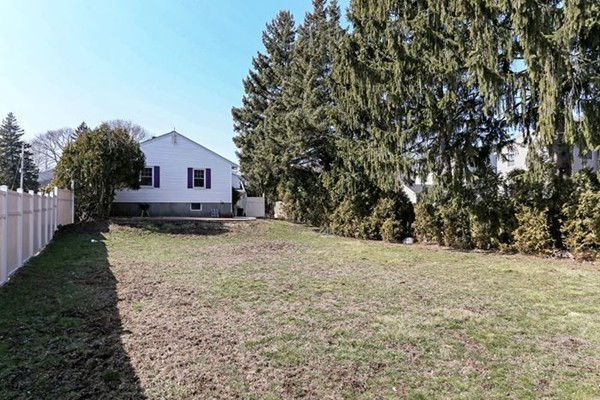 2 Burnham Road Peabody, MA 01960 - Photo 21 of 27 Gallery Image 21