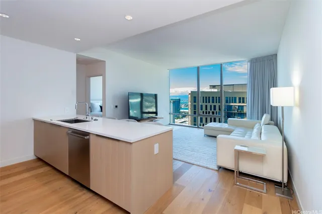$4,000 | 1001 Queen Street, Unit 4005, Honolulu, HI 96814