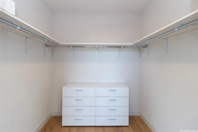 $4,000 | 1001 Queen Street, Unit 4005, Honolulu, HI 96814