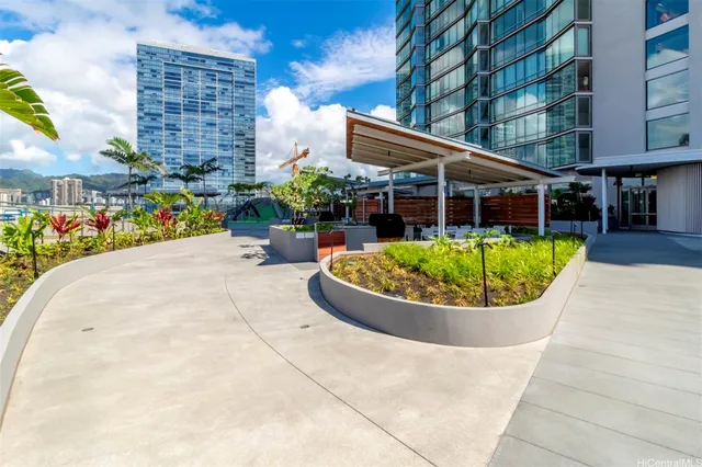 $4,000 | 1001 Queen Street, Unit 4005, Honolulu, HI 96814