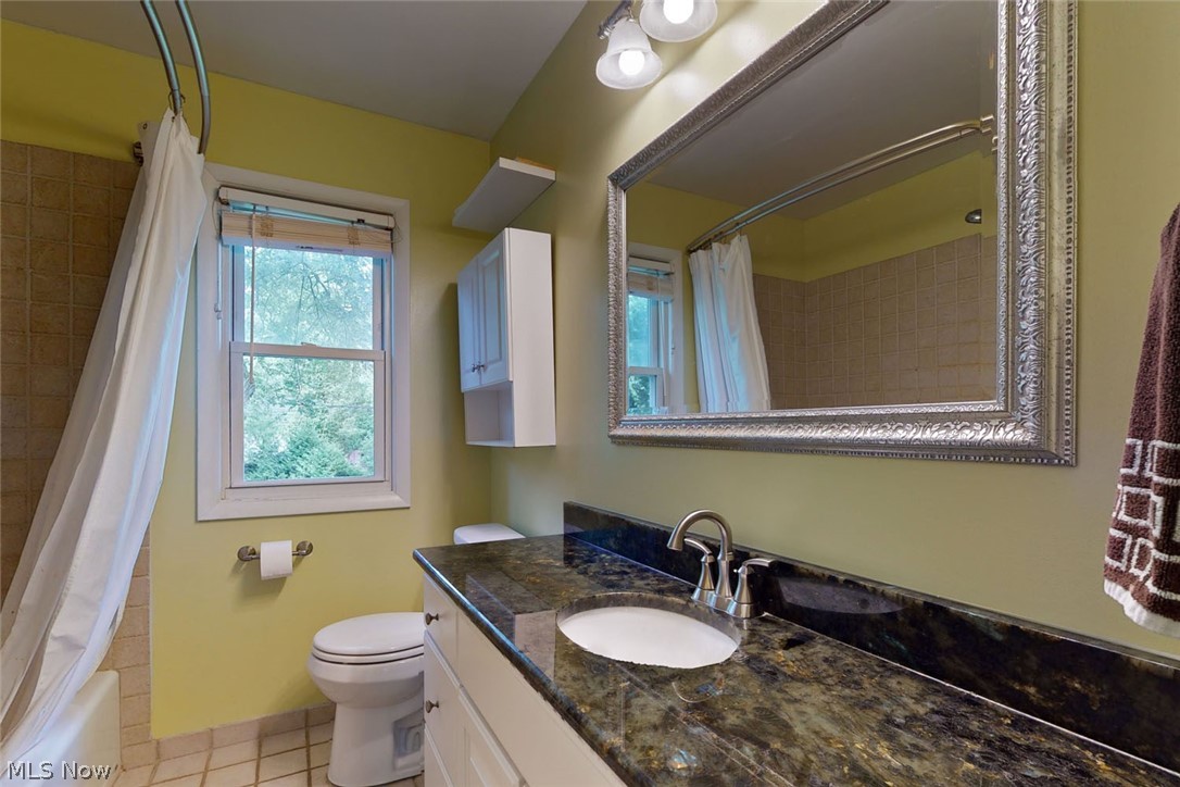 1340 Haverston Road Cleveland, OH 44124 - Photo 17 of 24