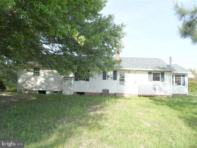 3388 Whitehaven Road Tyaskin, MD 21865 - Photo 3 of 13 a view of a house with a big yard potted plants and large tree
