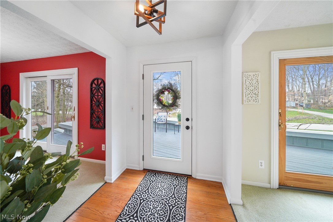 7367 Woodyard Road Hudson, OH 44236 - Photo 4 of 26