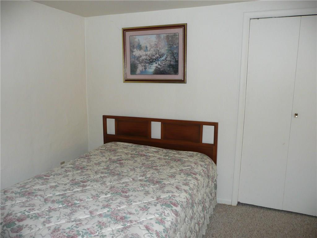 70 McMichael Road Carnegie, PA 15106 - Photo 16 of 21 BEDROOM QWITH NEUTRAL CARPET AND DECOR