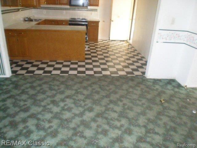23984 Cedar Ridge Court Romulus, MI 48174 - Photo 6 of 6 CIMG1628