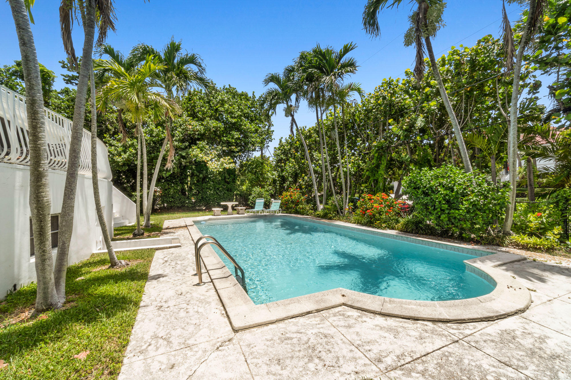 115 Dolphin Road Ocean Ridge, FL 33435 - Photo 6 of 16 Pool