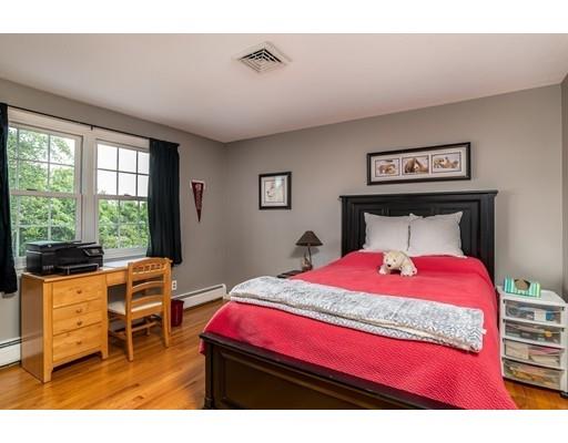 37 West Colonial Road Wilbraham, MA 01095 - Photo 18 of 26