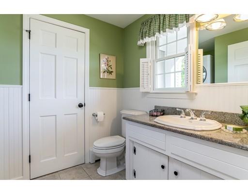 37 West Colonial Road Wilbraham, MA 01095 - Photo 9 of 26