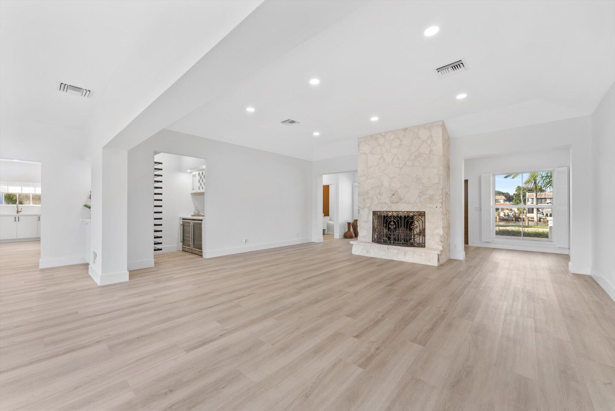 872 Northeast 79th Street Boca Raton, FL 33487 - Photo 16 of 74 09-9