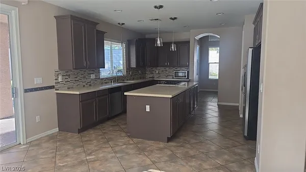 $4,613 | 2825 Barrow Downs Street, Las Vegas, NV 89135