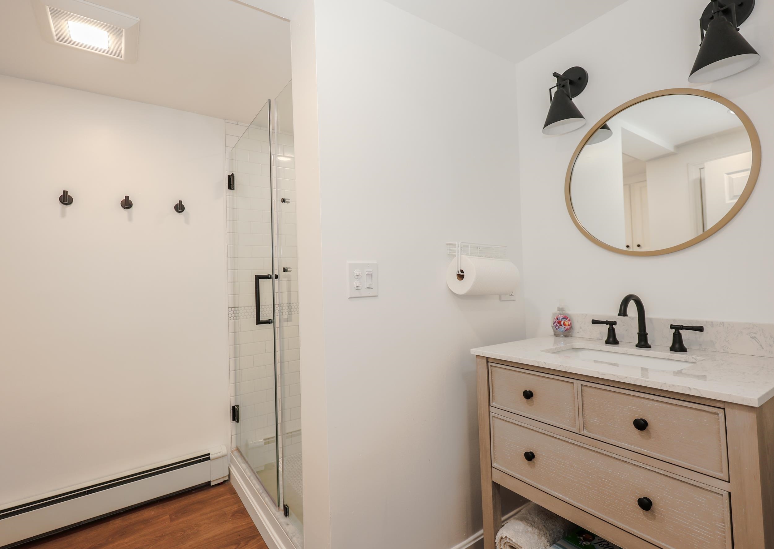 6 Highland Avenue Derry, NH 03038 - Photo 23 of 41