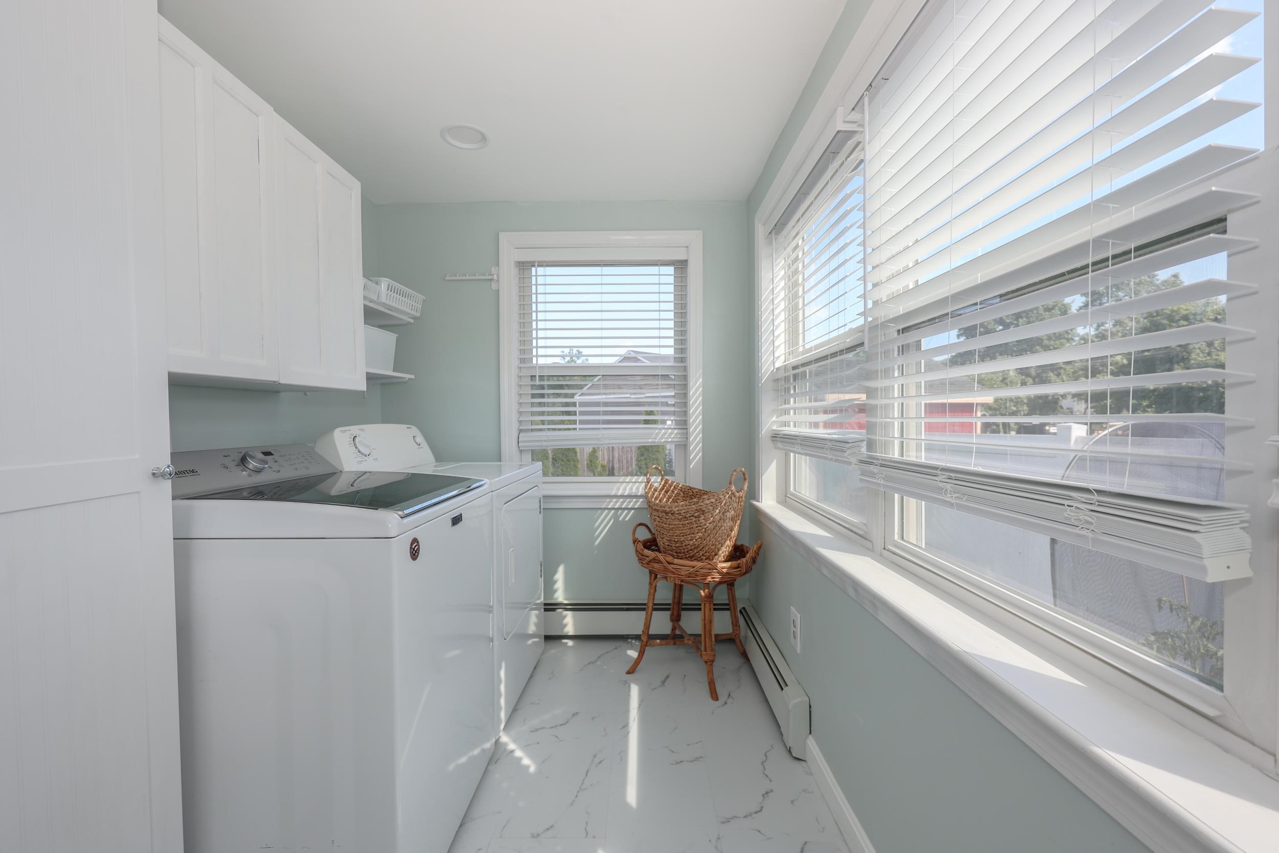 6 Highland Avenue Derry, NH 03038 - Photo 25 of 41