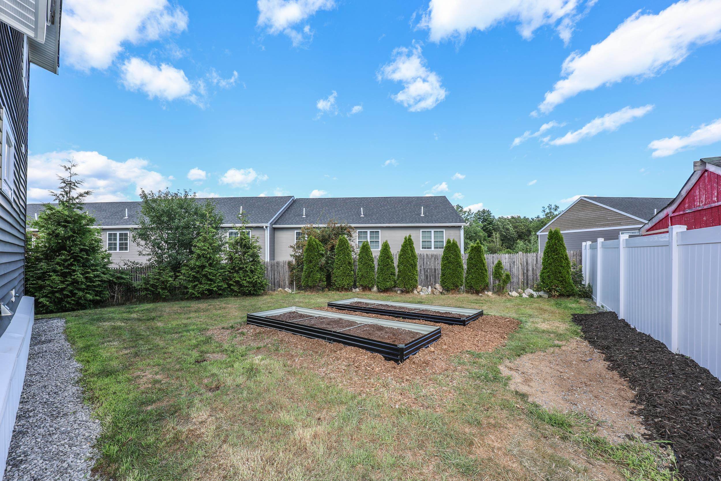6 Highland Avenue Derry, NH 03038 - Photo 37 of 41