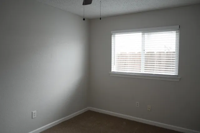 $1,900 | 4310 North Barcus Avenue, Fresno, CA 93722